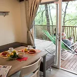 Campeggio Cerquestra Village 3*