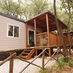 Cerquestra Village 3*