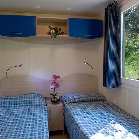 Camping Cerquestra Village