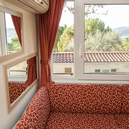 Cerquestra Village Camping Monte del Lago