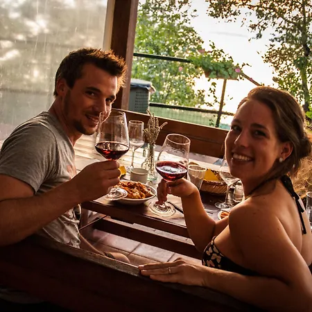 Campingplads Cerquestra Village