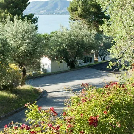 Cerquestra Village Camping 3*