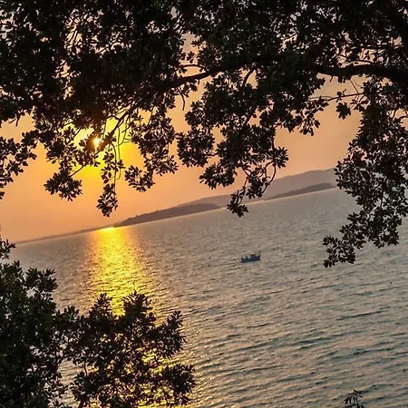 Cerquestra Village Camping Monte del Lago