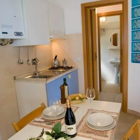 Cerquestra Village 3* Monte del Lago