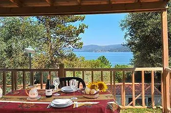 Cerquestra Village Campsite 3*