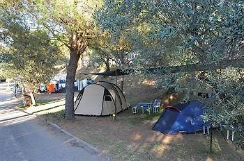 Cerquestra Village 3*