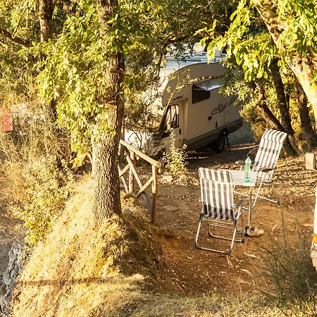 Campsite Cerquestra Village Monte del Lago