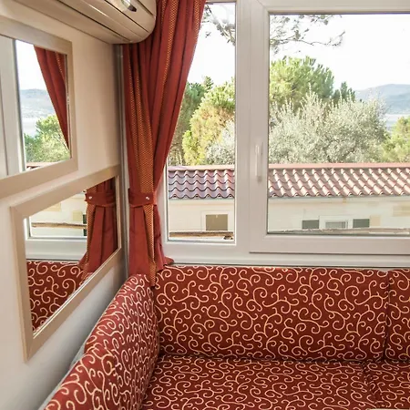 Cerquestra Village 3* Monte del Lago