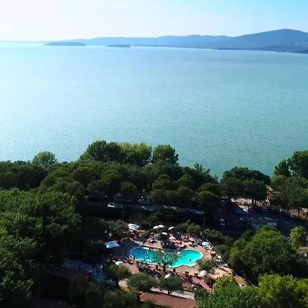 Cerquestra Village 3* Monte del Lago