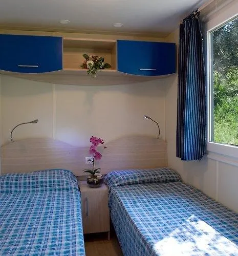 Camping Cerquestra Village