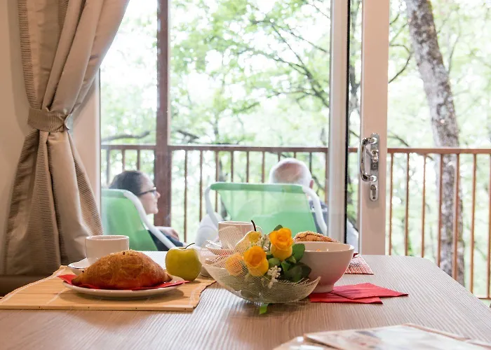 Cerquestra Village Monte del Lago