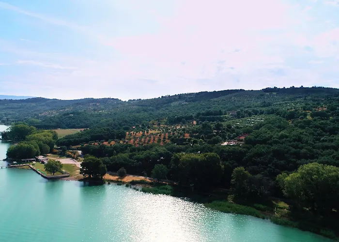 Cerquestra Village 3* Monte del Lago