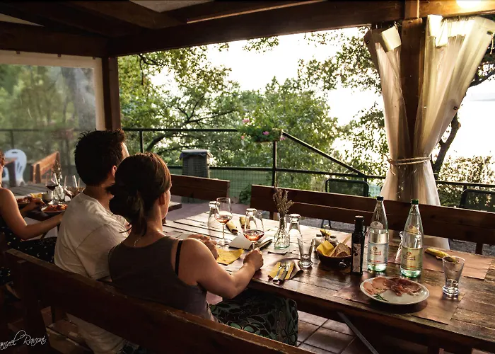 Camping Cerquestra Village